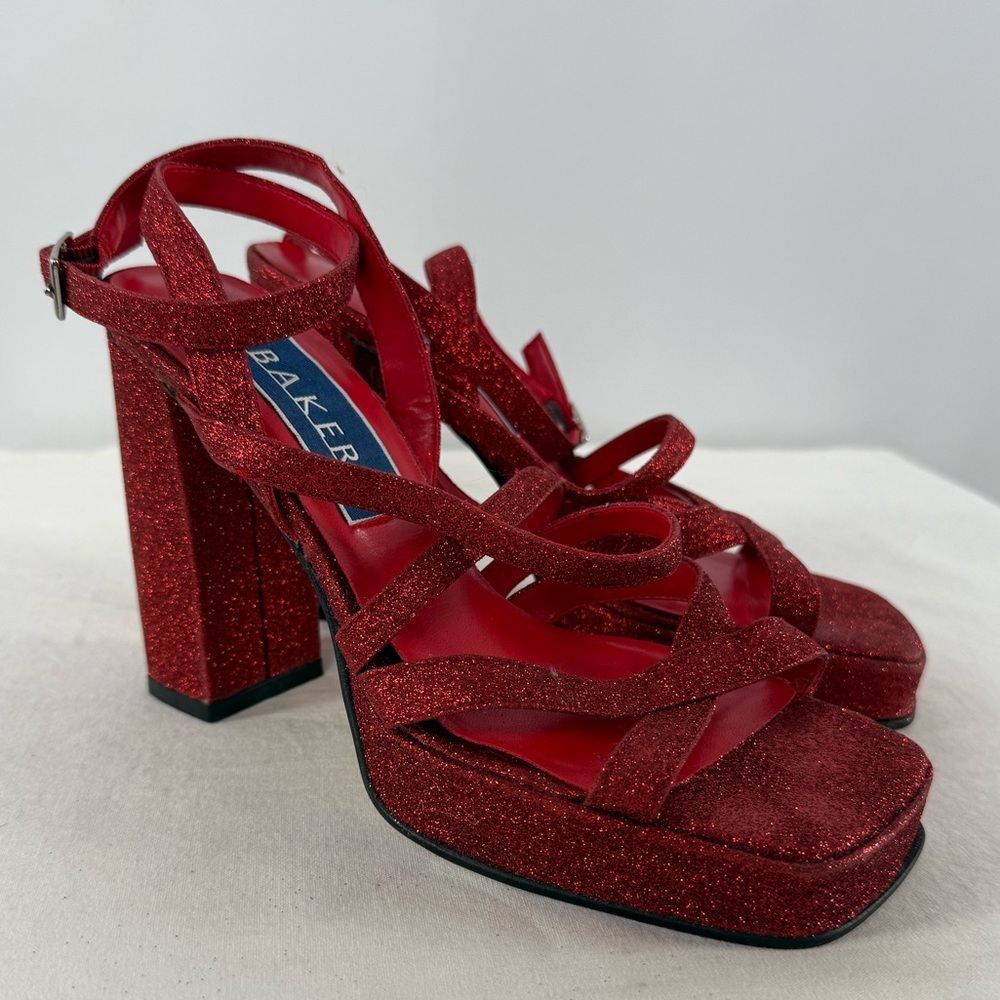 Bakers Glitter Strappy Square Toe Platform Heels in Red Size 7.5